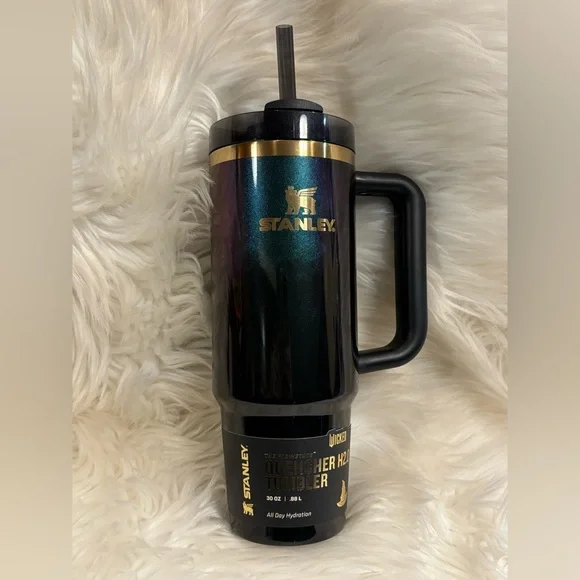 Stanley 30 oz Stainless Steel H2.0 Flowstate Quencher Tumbler Elphaba For Good - Picture 1 of 12